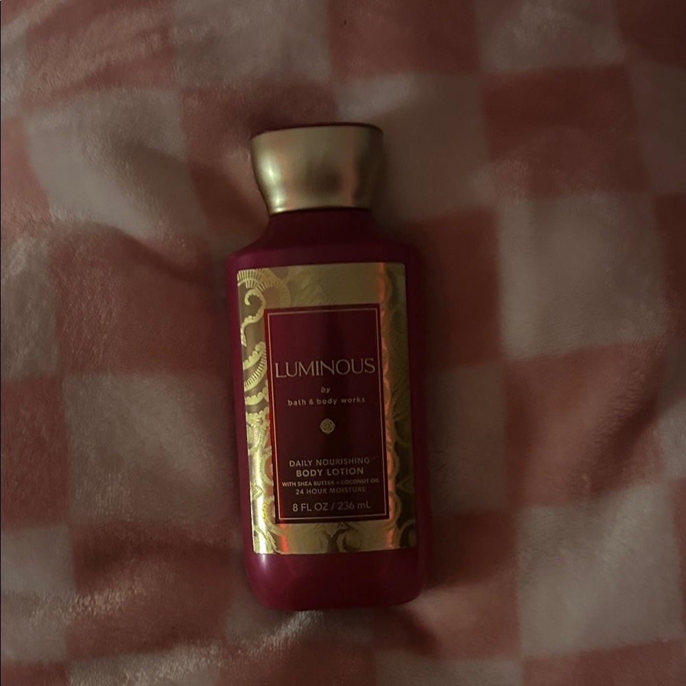 Bath & Body Works Luminous Body Lotion - Berry Red with Gold Accents
